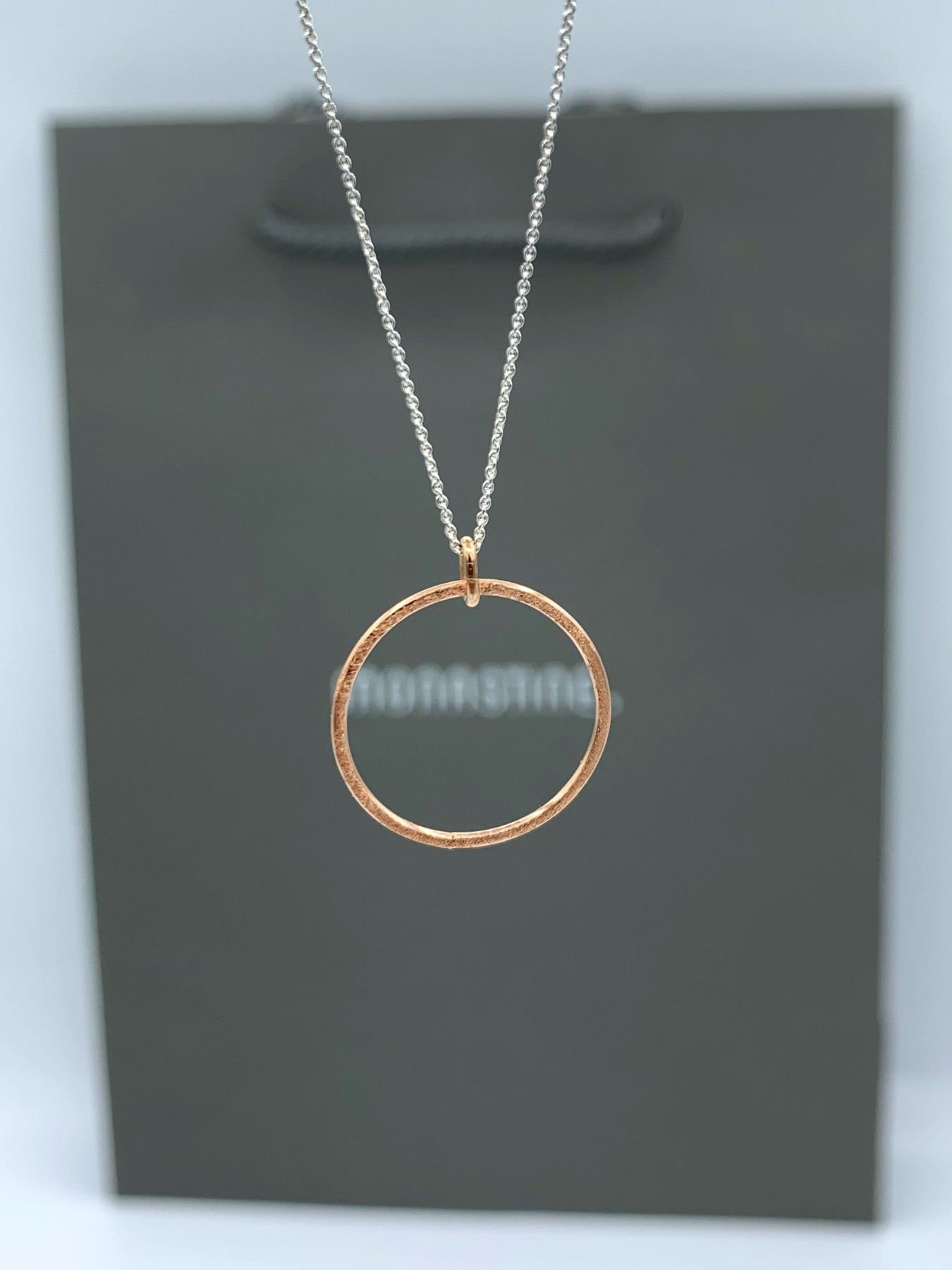 Kette mit Anhänger "Snoring No2"