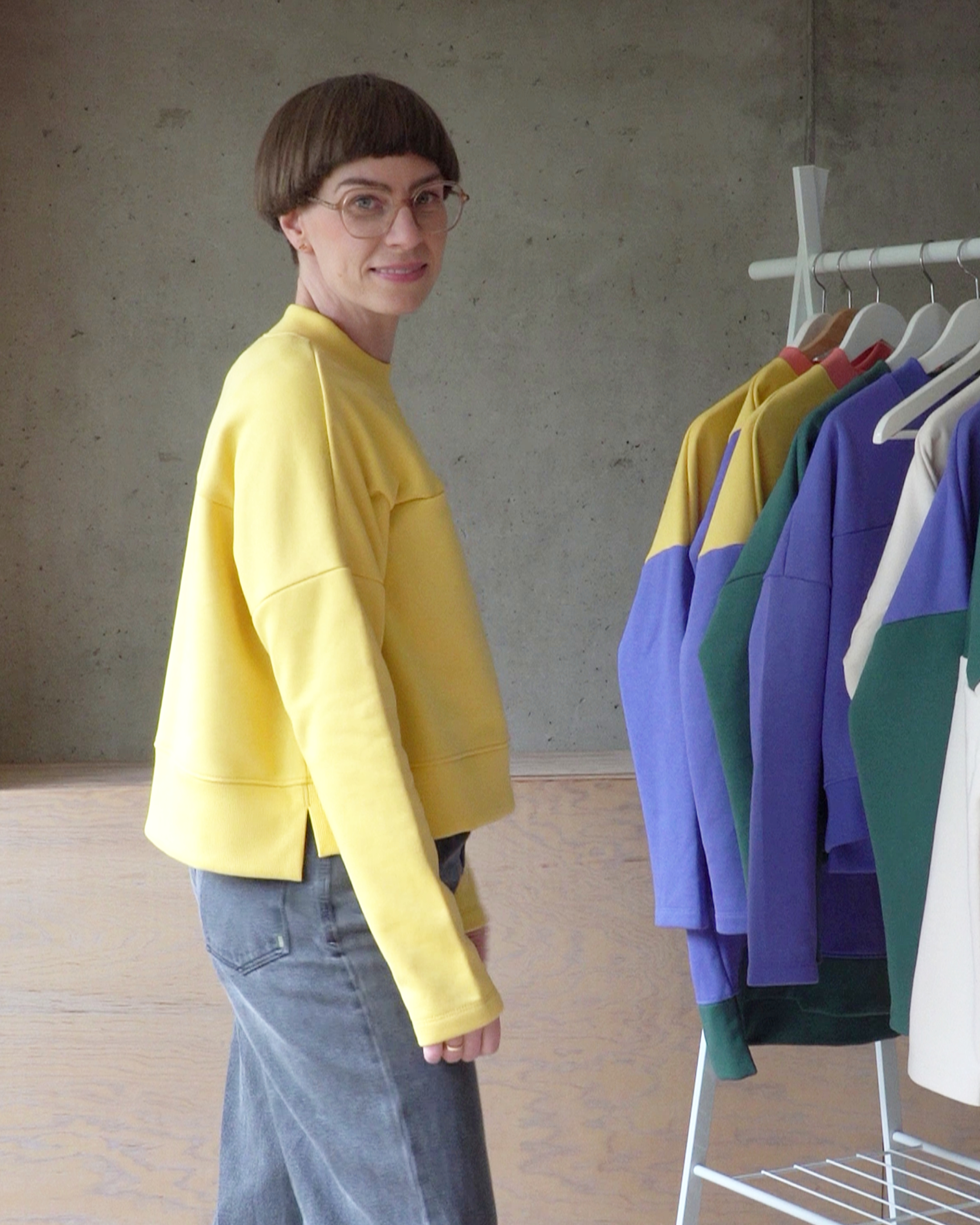 HEY PLAY SWEATER ◕‿◕ Pine Stone